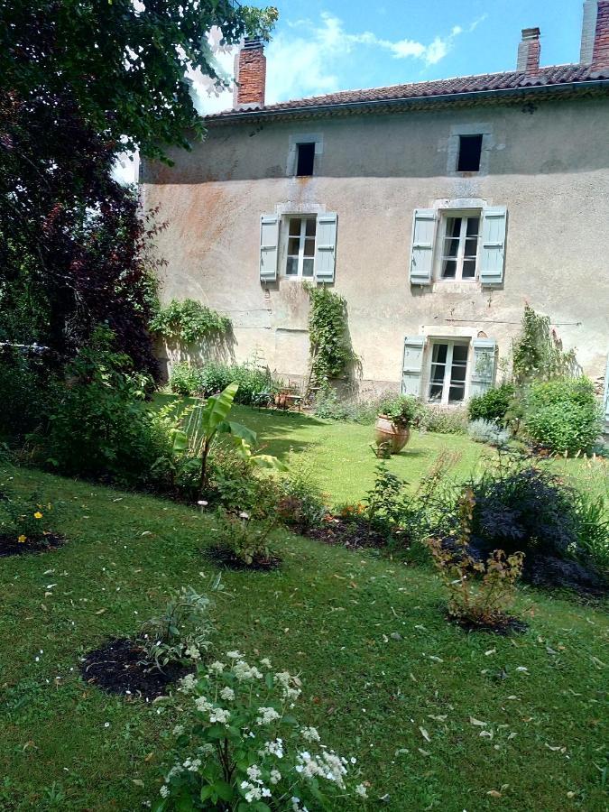 Domaine De Lalat - B&B With En-Suite Bathrooms All Rooms With Garden Views Montembœuf エクステリア 写真