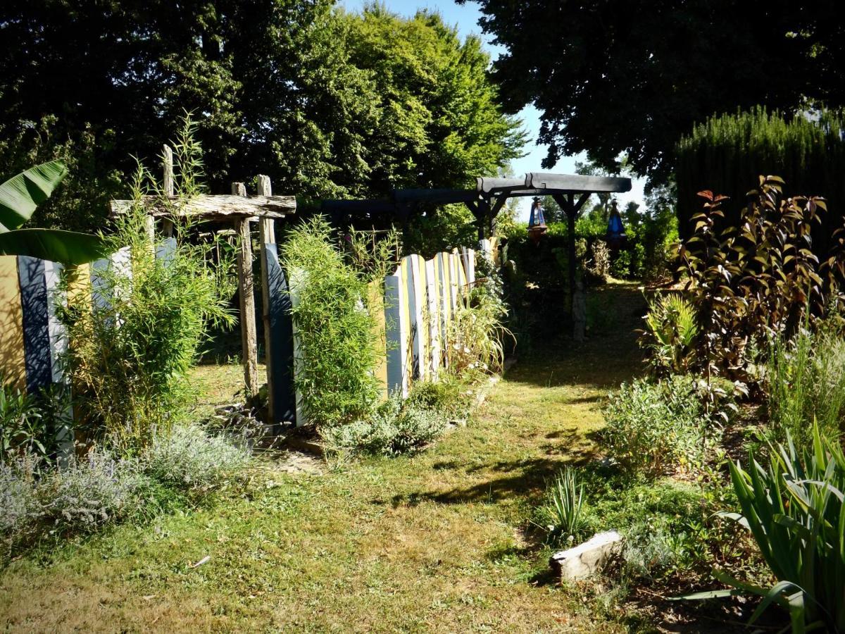 Domaine De Lalat - B&B With En-Suite Bathrooms All Rooms With Garden Views Montembœuf エクステリア 写真