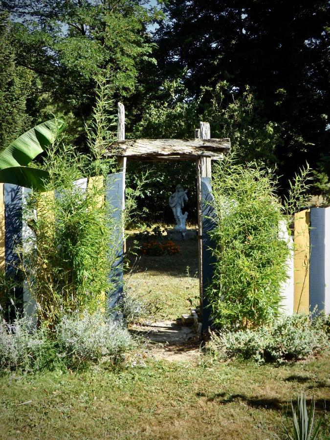 Domaine De Lalat - B&B With En-Suite Bathrooms All Rooms With Garden Views Montembœuf エクステリア 写真