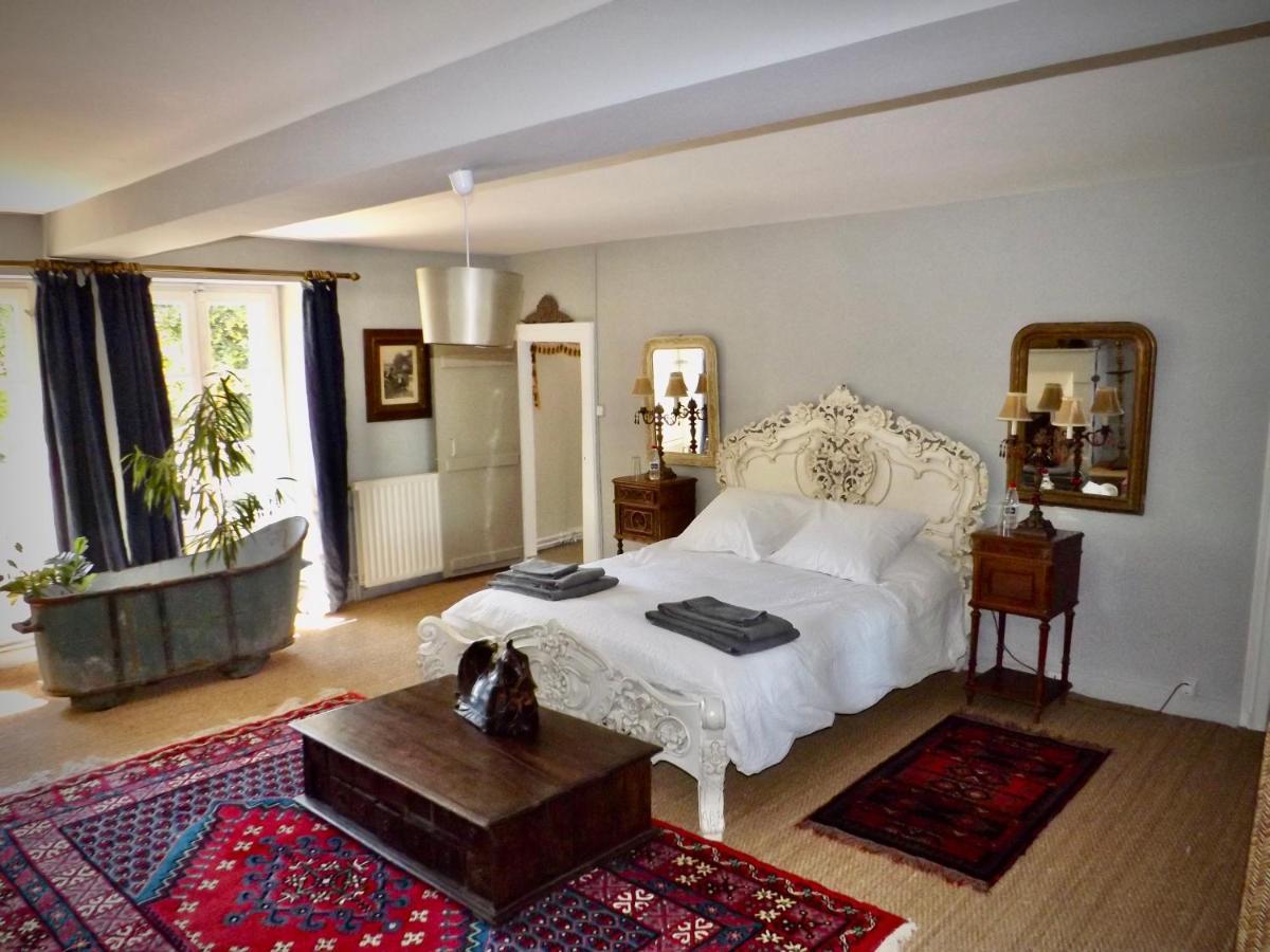 Domaine De Lalat - B&B With En-Suite Bathrooms All Rooms With Garden Views Montembœuf エクステリア 写真