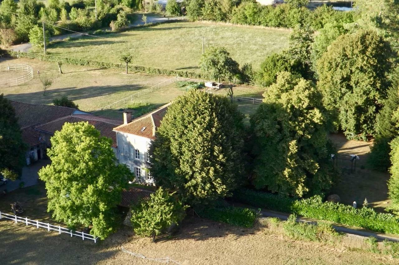 Domaine De Lalat - B&B With En-Suite Bathrooms All Rooms With Garden Views Montembœuf エクステリア 写真