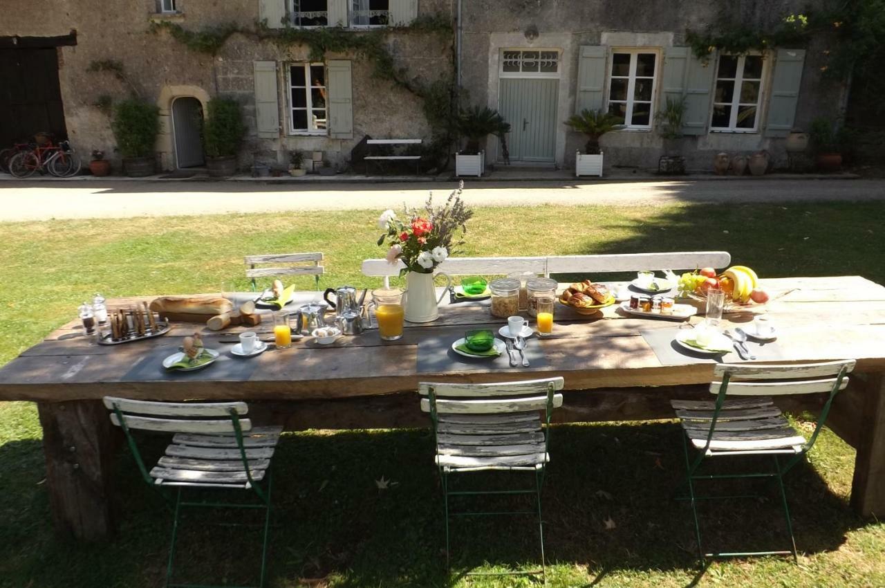 Domaine De Lalat - B&B With En-Suite Bathrooms All Rooms With Garden Views Montembœuf エクステリア 写真