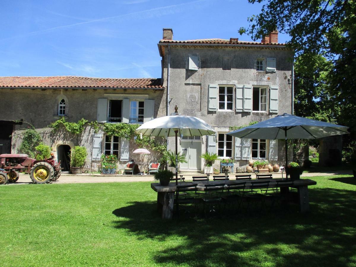 Domaine De Lalat - B&B With En-Suite Bathrooms All Rooms With Garden Views Montembœuf エクステリア 写真